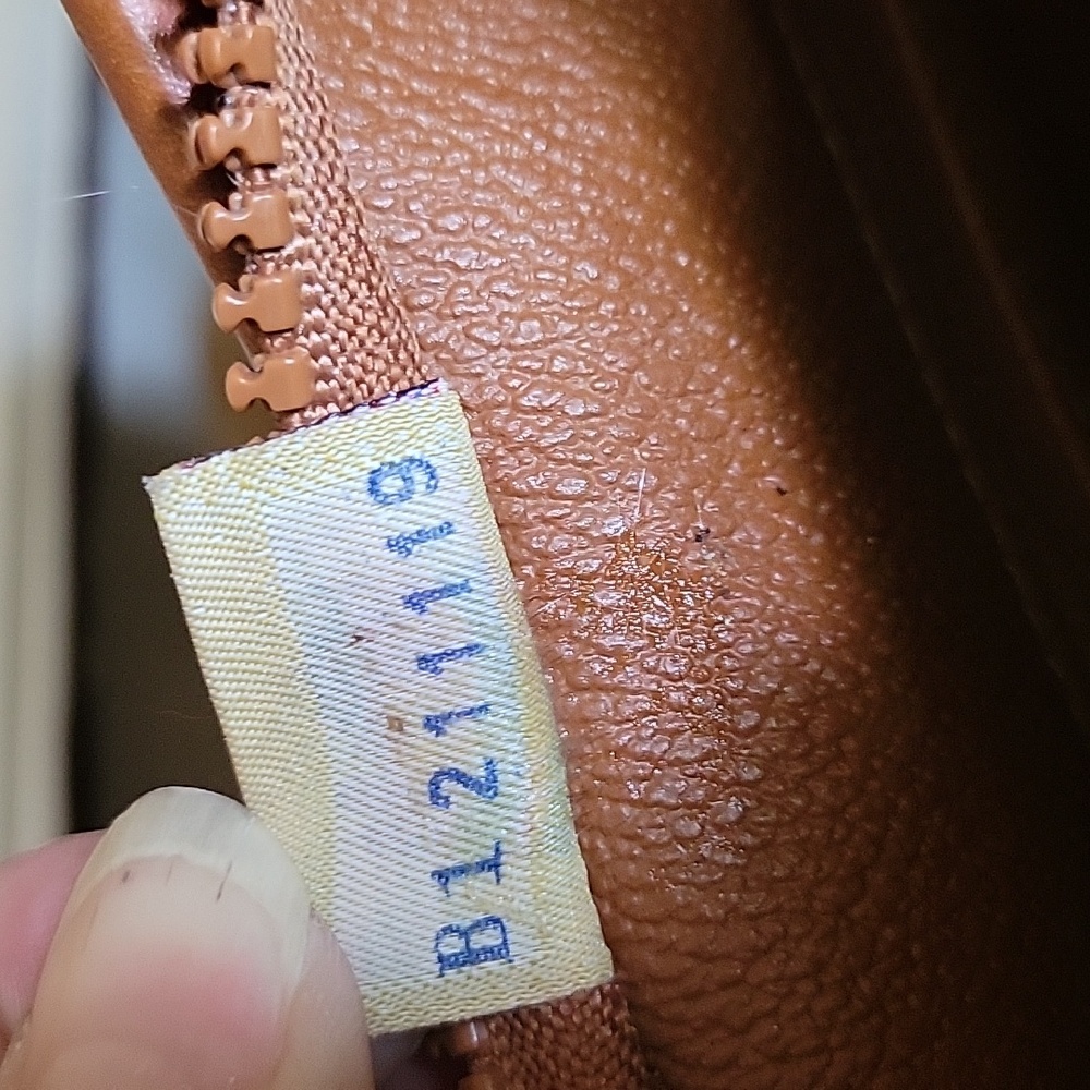 Dooney & Bourke Black and Brown Shoulder Bag Crescent Hobo Real Leather Vintage - Picture 13 of 15